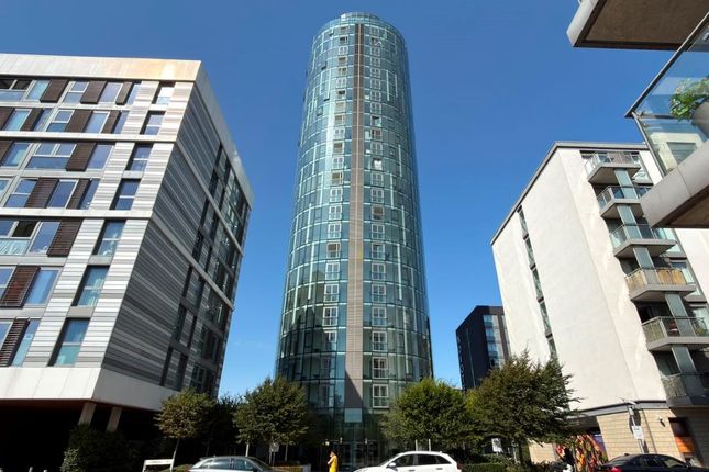 2-bed flat on Kew Eye Apartments, Ealing Road, Brentford, £390,000