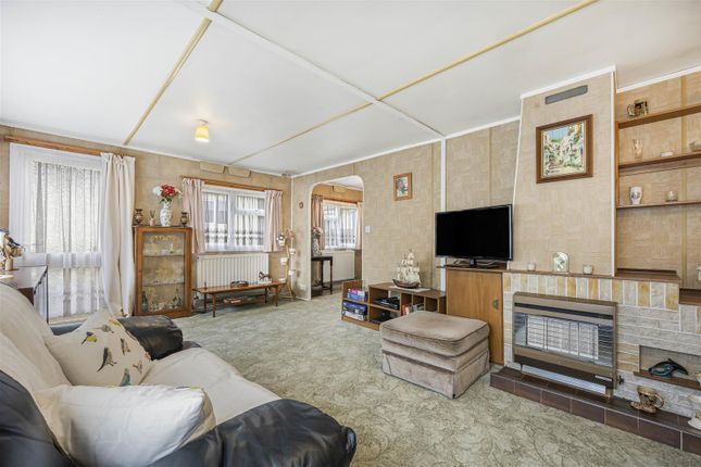 10 Harveys nurseries, Peppard Road, Reading photo 2
