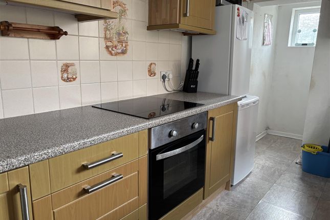 33, Adeline Street, Goole photo 4