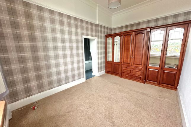 Flat to rent in Park Road, Torquay