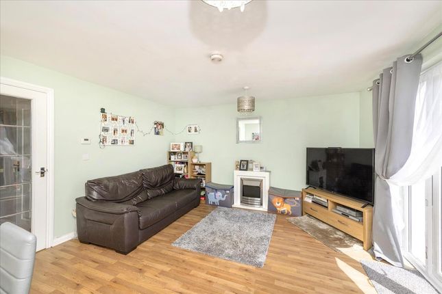 12 Cadwell Path, Gorebridge photo 4