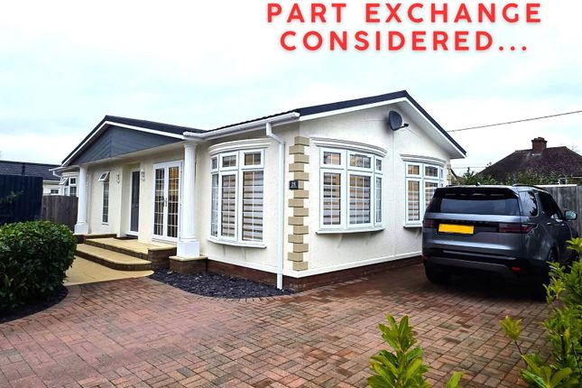 2-bed caravan on 28, Appleacre Park, Fowlmere, £299,995