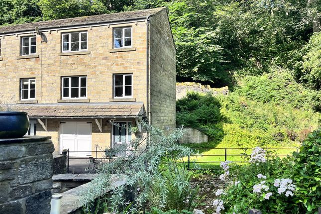 Thumbnail Town house for sale in Wildspur Grove, New Mill, Holmfirth