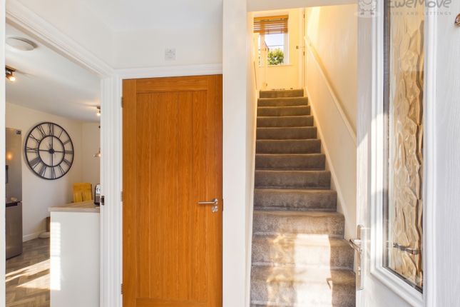 28, Oaktree Road, South Molton photo 2