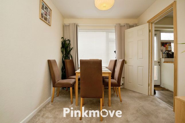 19, Grosvenor Road, Newport photo 4