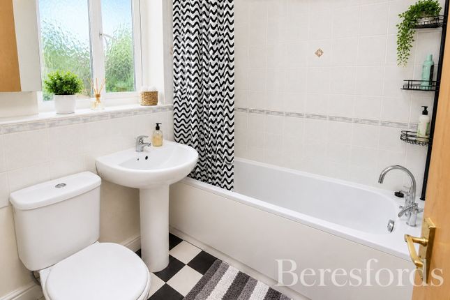 3, Cusak Road, Chelmsford photo 5