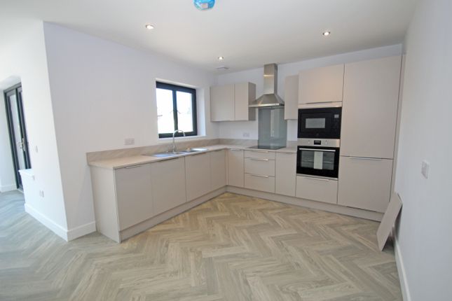 8 Police Lane, Buckie photo 5