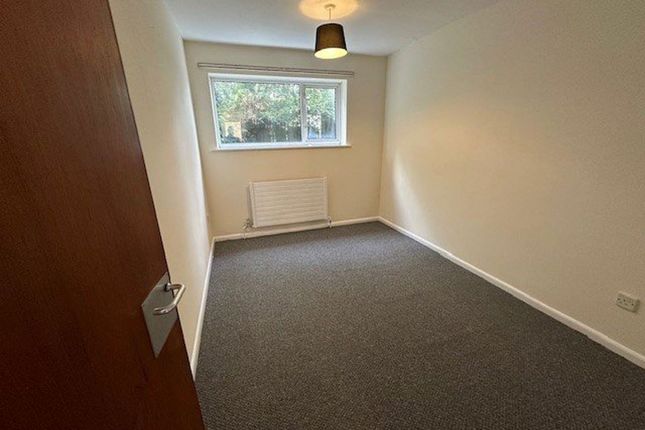 1, Twickenham Court, Corby photo 5