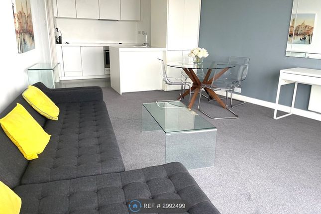 Apartment, The Rotunda New Street, Birmingham photo 4