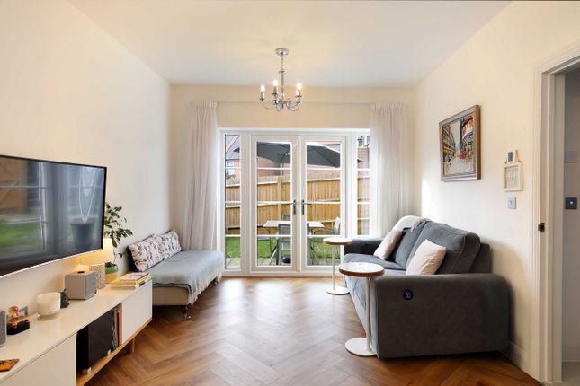 12, Uttley Lane, Beaconsfield photo 3