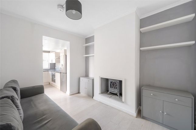 Clifton Park Avenue, London photo 5