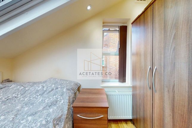 Room to rent in St. Pauls Avenue, Dudden Hill, London