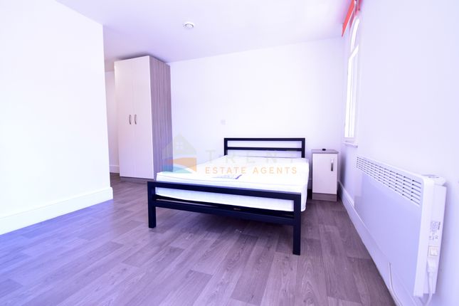 Flat 302, Nottingham photo 2