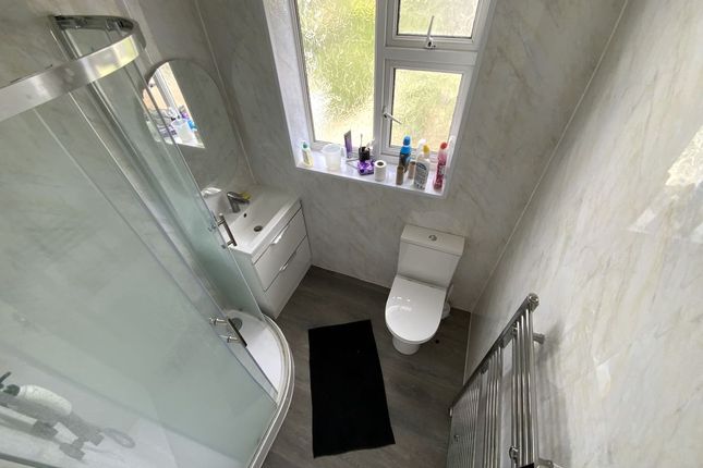 3, Penrith Road, New Malden photo 4