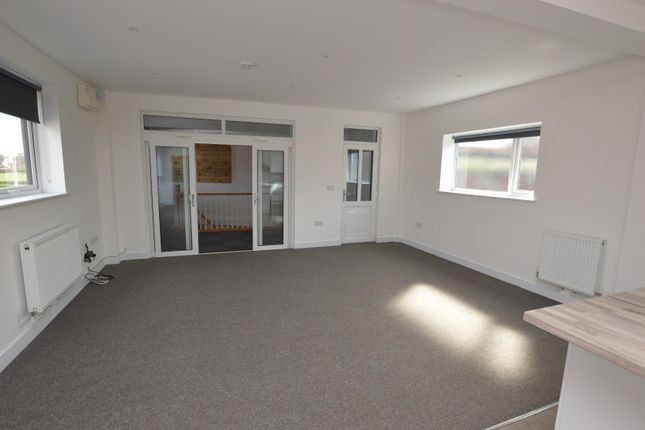 Flat to rent in Countesthorpe Road, Wigston