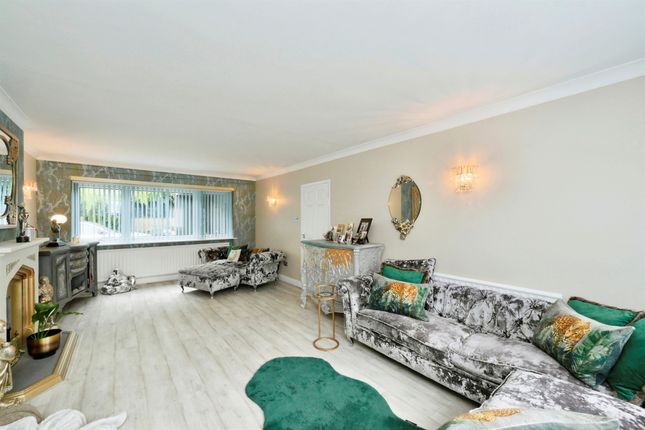 Elmscott, Nazeing Road, Waltham Abbey photo 2