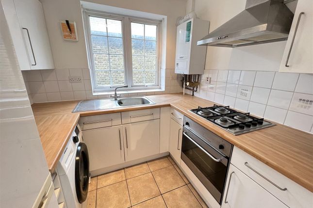 27C,, Russell Road, London photo 2