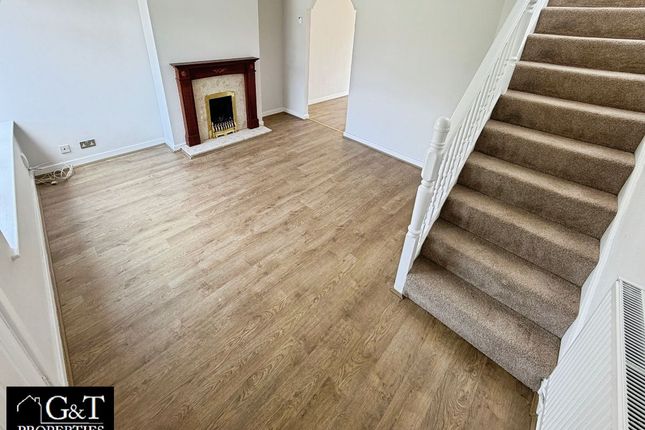 7 Catesby Drive, Kingswinford photo 2