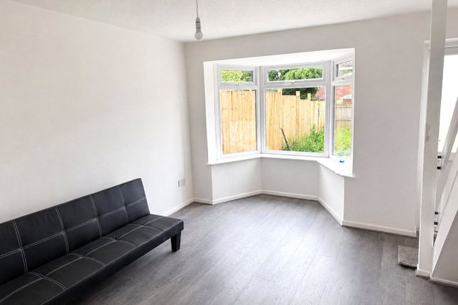 2, Boscobel Close, Telford photo 4