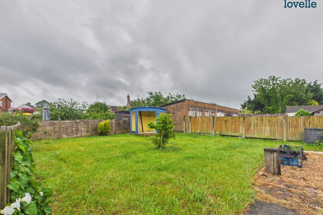25, Willingham Road, Market Rasen photo 2