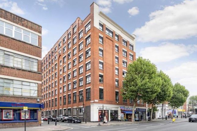 Flat to rent in City View House, 463 Bethnal Green Road, London