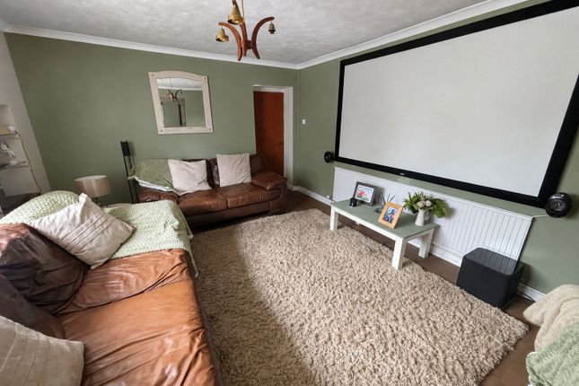 5,Ty Gorof House, Llys Tawel, Swansea photo 3