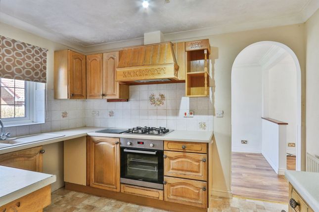 62, Sorrel Gardens, Broadstone photo 2