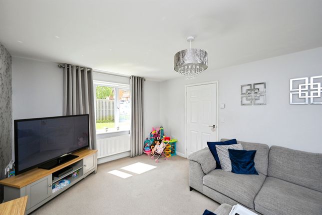 177, Masefield Avenue, Chesterfield photo 4