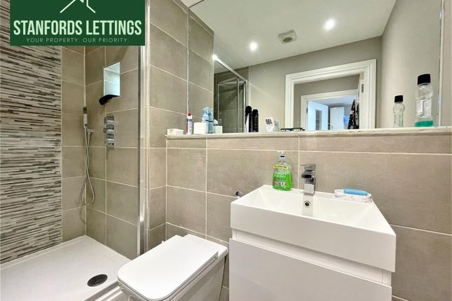 Flat 17, Green Diamond, Bartholomew Square, Brighton photo 3