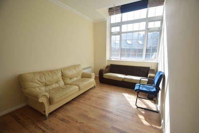Flat 29, Luton photo 4