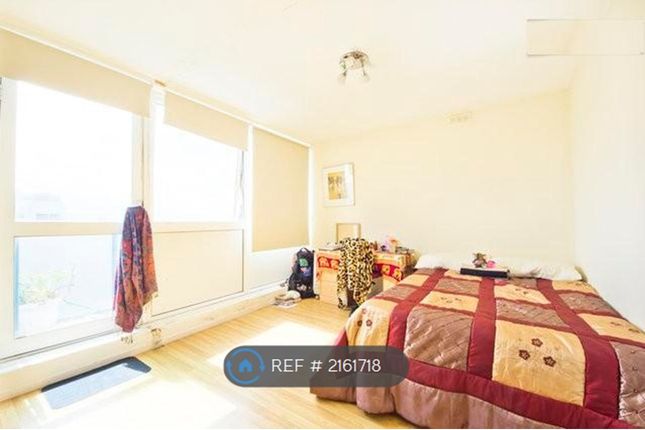 Thumbnail Flat to rent in Bucklebury, London