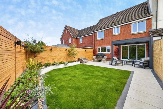 10, Berrywood Drive, Northamptonshire photo 3