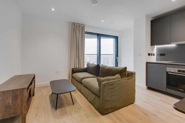 Thumbnail Flat to rent in Riverstone Heights, Reed Avenue, Bromley By Bow