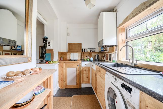4, Lilac Terrace, Tiverton photo 3