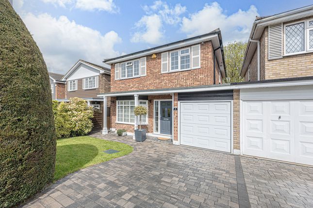 Link-detached house for sale in Kent Way, Rayleigh