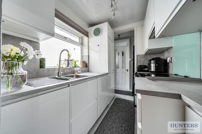 43, Manor Road, Erith photo 4