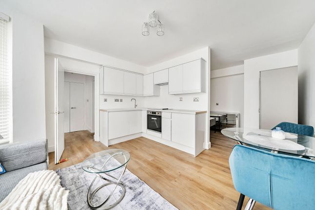 Nevern Place, SW5, Earls Court photo 3