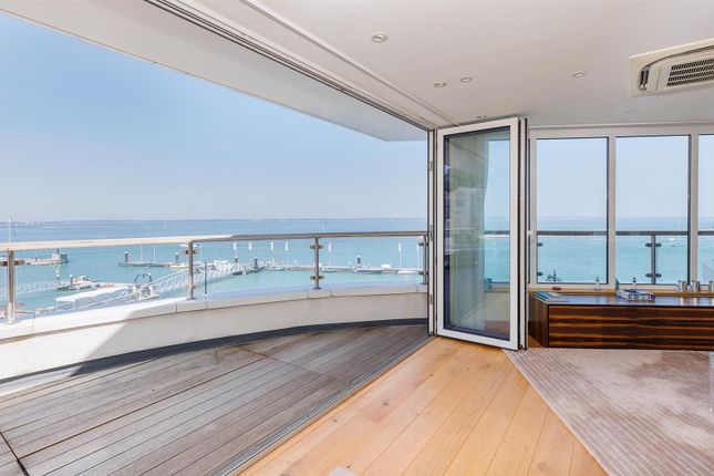Apt 23, Number One, The Parade, Cowes photo 2