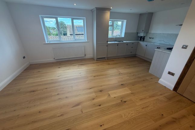 1a , Slipshatch Road, Reigate photo 5