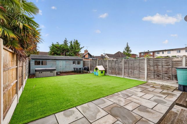 39, Homefields Avenue, Benfleet photo 4