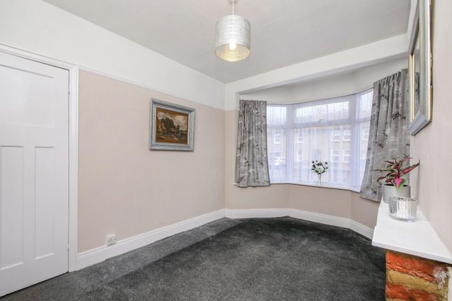 226, Tang Hall Lane, York photo 3