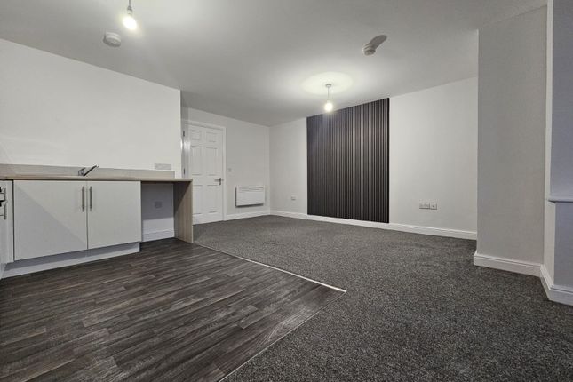 Flat 1, 82a, Sandwell Road, BIRMINGHAM photo 4