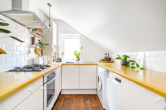 Flat 5, 26, Perryn Road, London photo 3