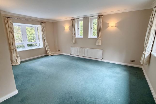 Flat 16, Haigh Lawn, St. Margarets Road, Altrincham photo 4