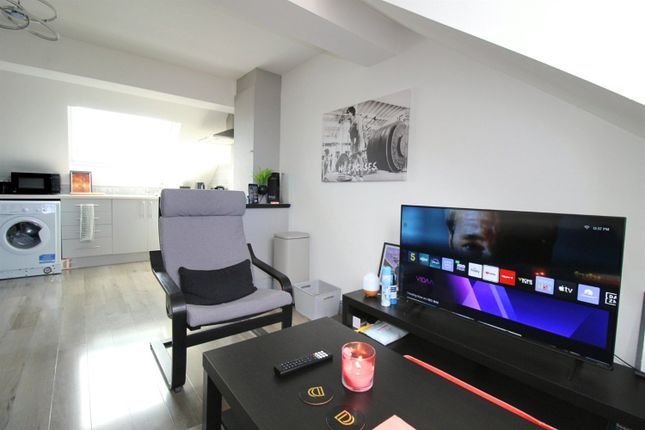Flat 7a, Langdale Mews, Langdale Avenue, Manchester photo 3