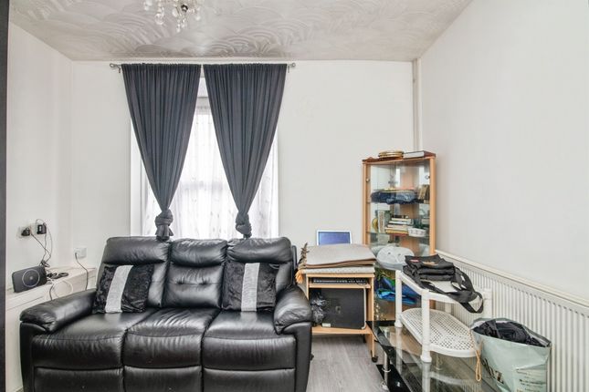 36, Heath Green Road, BIRMINGHAM photo 4