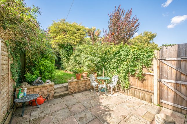 6A Kingsfield Terrace, Priory Road, Kent photo 2