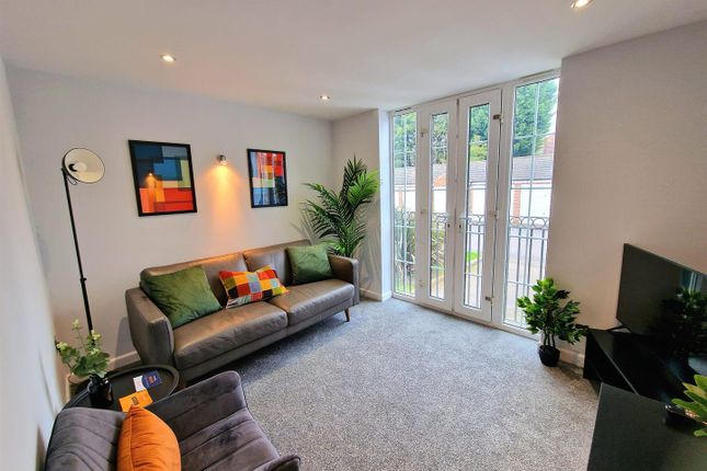 1 Edgar House, Bawtry Road, Doncaster photo 2