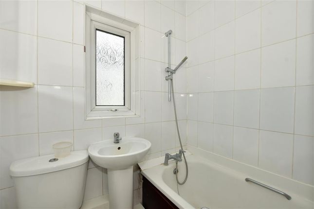 Flat for sale in Forest Road, Walthamstow, London