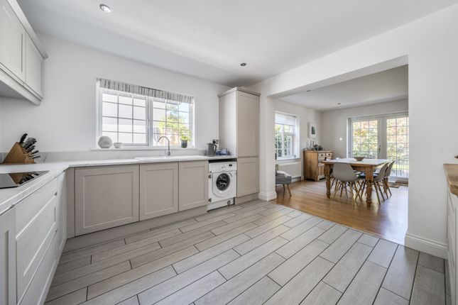 Southbank Walton Lane, Chichester photo 3